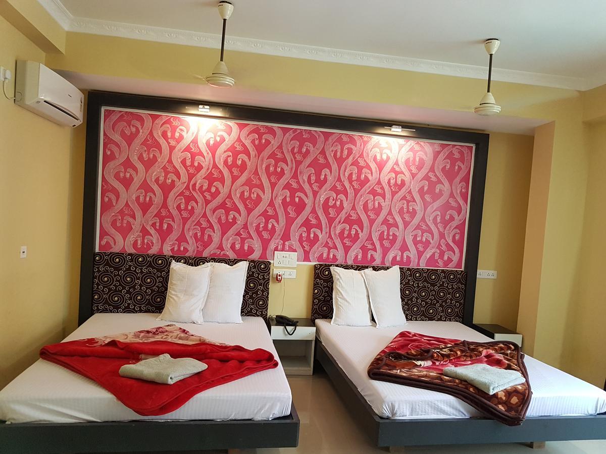 Hotel Swagatam International Tarapith Exterior foto